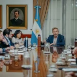 Frigerio realizó una reunión de gabinete para analizar el Presupuesto nacional 2025