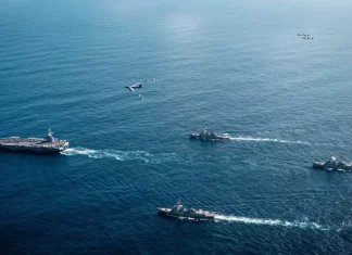 “Puede que estemos hablando con Maduro”: Trump estrecha el cerco sobre Venezuela