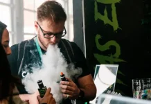 Vapeo en adolescentes: alerta por las consecuencias desconocidas y el riesgo de enfermedades respiratorias graves