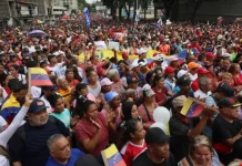 Caracas salió a la calle frente al despliegue militar de Estados Unidos