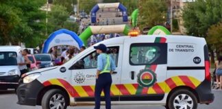 Fue a discutir a un choque de otros vehículos y le secuestraron su auto por presunta alcoholemia