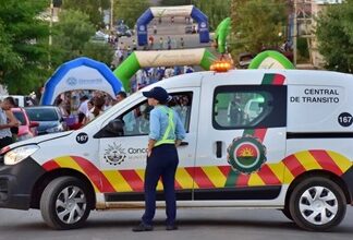 Fue a discutir a un choque de otros vehículos y le secuestraron su auto por presunta alcoholemia