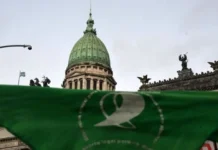 Diputados de La Libertad Avanza firmaron un compromiso para derogar la Ley del Aborto
