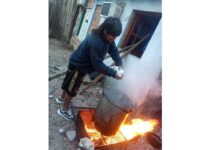 La Olla que desafía al topo, que mitiga el hambre y alimenta la solidaridad contra las jaulas del odio