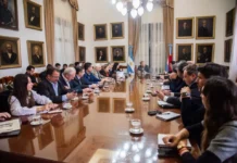 Frigerio analizó en gabinete la marcha del plan vial provincial