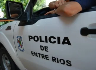 La Paz: Un alumno de 13 años llevó un arma casera en su mochila