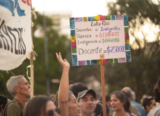 El salario inicial docente en Entre Ríos cubre solo la mitad de la canasta básica