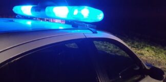Fue internado y pelea por su vida luego de ser apuñalado por su padre