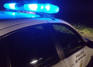 Fue internado y pelea por su vida luego de ser apuñalado por su padre
