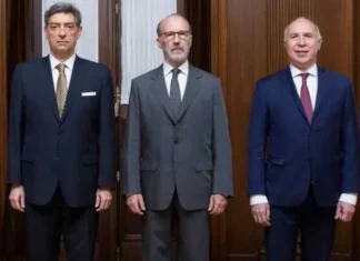 Por decreto, el gobierno de Javier Milei oficializó nuevos requisitos para designar jueces de la Corte Suprema