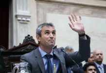 Martín Menem acordó con el PRO y la UCR para que no den quórum en la sesión que busca interpelar a Adorni