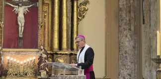 En el Tedeum, García Cuerva convocó a escuchar “los gritos de que claman ayuda: pobres, jubilados, enfermos, discapacitados”