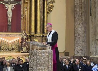 En el Tedeum, García Cuerva convocó a escuchar “los gritos de que claman ayuda: pobres, jubilados, enfermos, discapacitados”