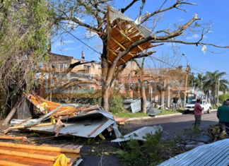 Tormenta provocó graves destrozos y dejó a toda Concordia y la zona sin luz