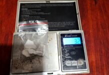 Fueron a allanar por amenazas y encontraron un arma y drogas. Hay dos detenidos
