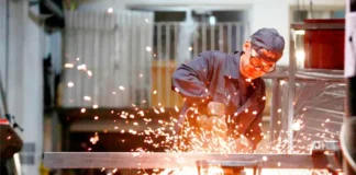 El Gobierno digitaliza y flexibiliza el régimen de importación de líneas de producción usadas
