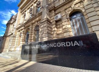La engañaron con un falso romance inglés y entregó casi $30 millones de pesos