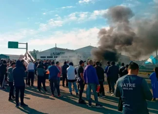 Granja Tres Arroyos extiende el cierre de plantas y busca reestructurar una deuda de 350 millones de dólares