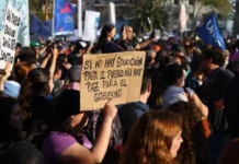 Docentes y no docentes van al paro nacional y profundizan el plan de lucha en las universidades
