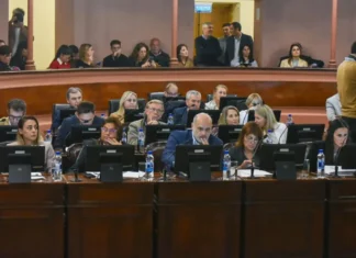 Diputadas y diputados peronistas rechazan las maniobras del gobierno para desacreditar el sistema de comedores escolares