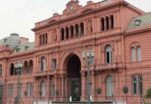 Milei regresó a la Casa Rosada después de casi un mes para reunir al gabinete