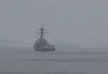 A seis meses de la guerra en Medio Oriente, el estrecho de Ormuz se encuentra prácticamente paralizado y bajo máxima tensión
