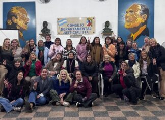 La foto de mujeres justicialistas que encendió la mecha de la interna