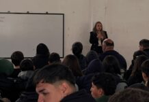 Charla sobre la implementación del nuevo Régimen Penal Juvenil en Puerto Yeruá