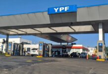 YPF se sumó al aumento de los combustibles en todo el país