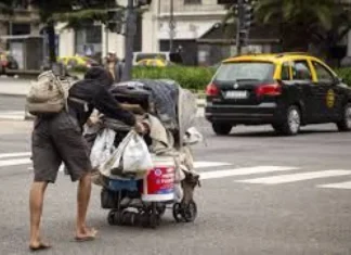 Repunta la pobreza: afecta a 1,7 millones de personas más que en 2025