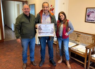 La Asociación Artiguista destacó el trabajo del periodista y diputado santafesino Carlos del Frade