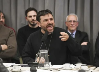 Grabois insultó a los libertarios y Zapata dio por terminado el plenario en medio de un escándalo