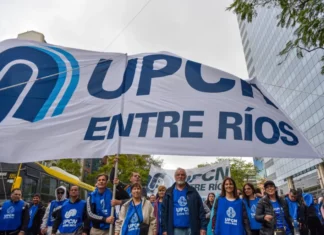 UPCN Entre Ríos marchó junto a CGT: Miles de entrerrianos expresaron su apoyo a la industria nacional