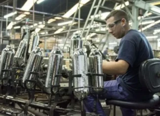 Deterioro en las expectativas de los empresarios industriales para el cierre de 2026: apenas el 11,2% prevé una mejora