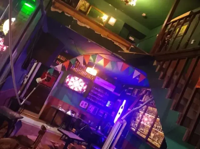 se_desplomo_el_entrepiso_de_un_bar_de_parana_durante_un_cumpleanos_y_hubo_15_heridos
